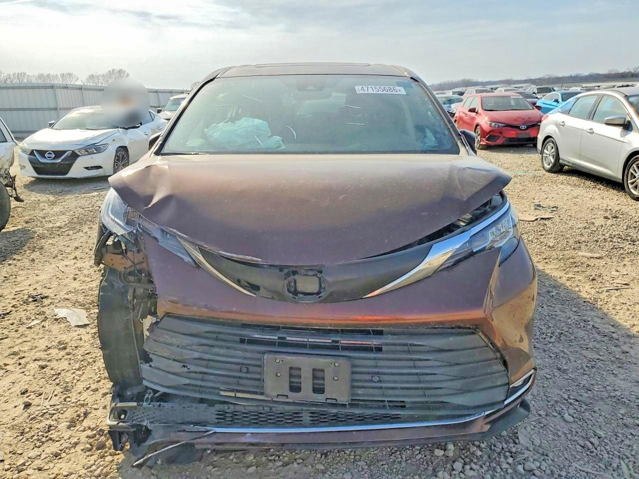 2023 TOYOTA SIENNA