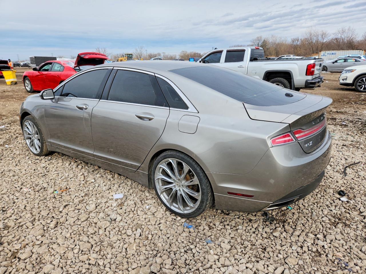 2016 LINCOLN MKZ