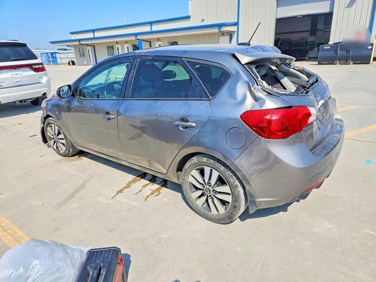 2013 KIA FORTE