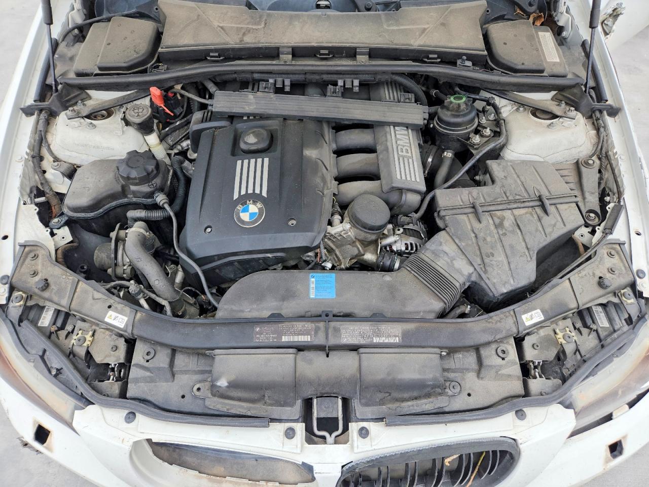 2011 BMW 3 SERIES