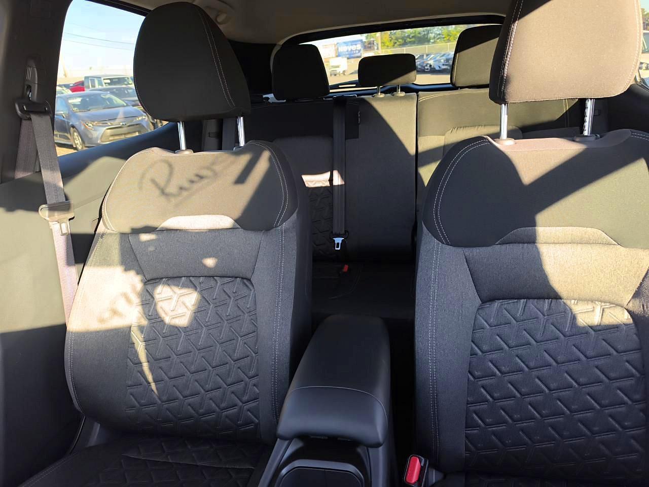 2025 NISSAN KICKS