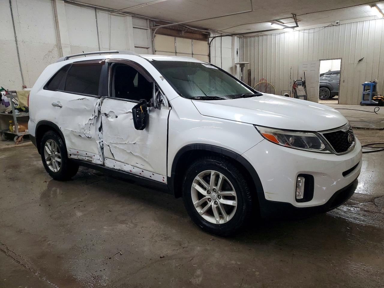 2015 KIA SORENTO