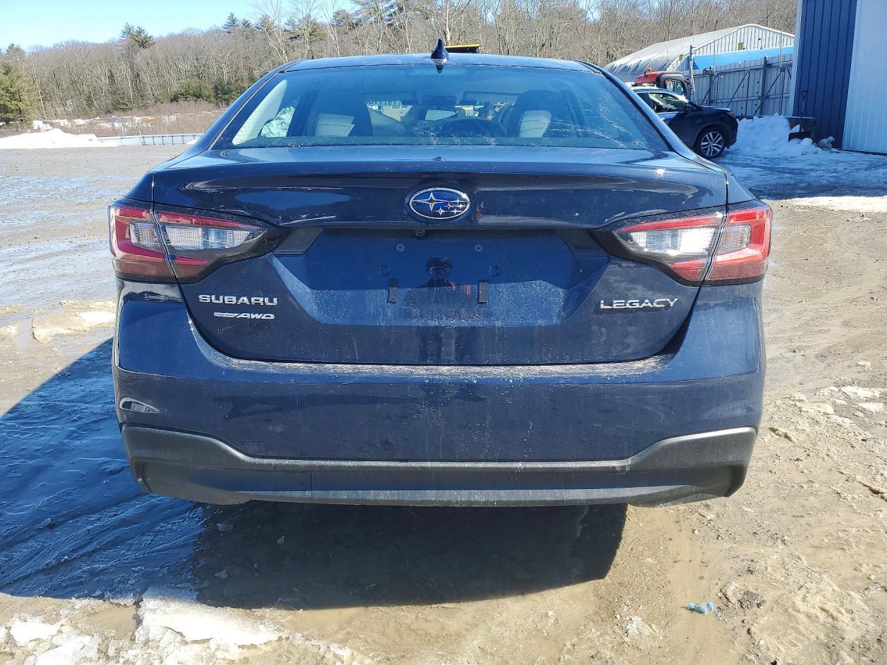 2025 SUBARU Legacy