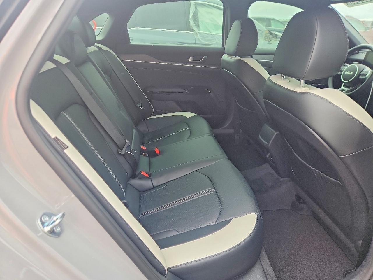 2025 KIA K5