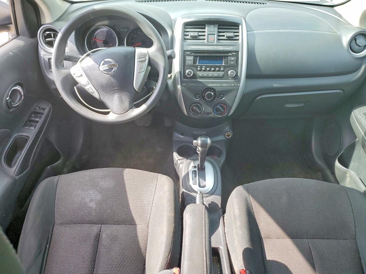 2017 NISSAN VERSA