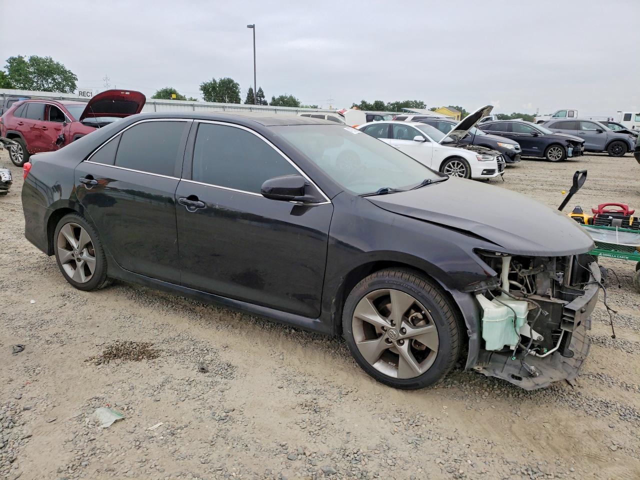 2012 TOYOTA CAMRY
