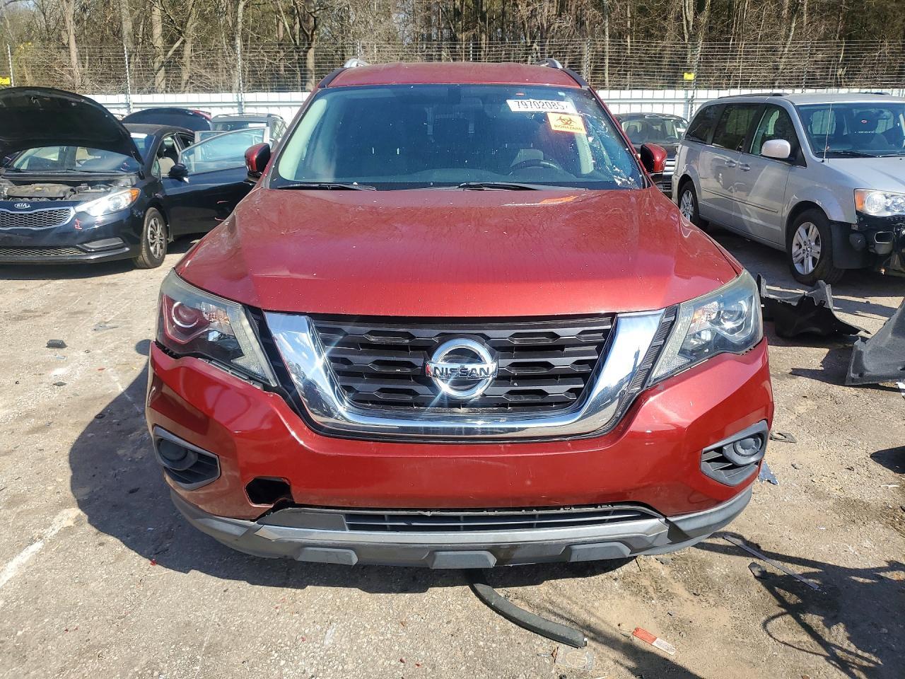 2017 NISSAN PATHFINDER