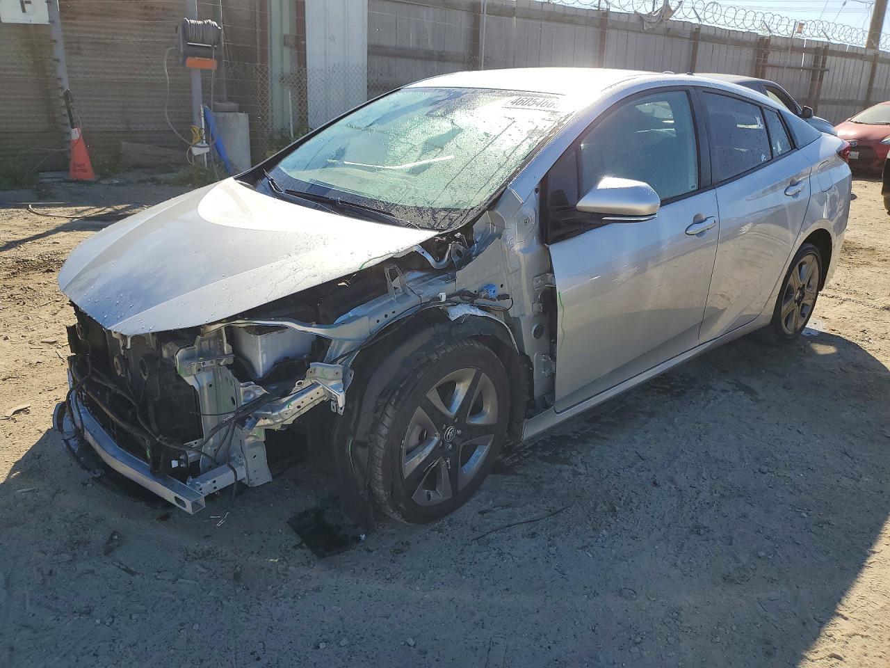 2022 TOYOTA PRIUS