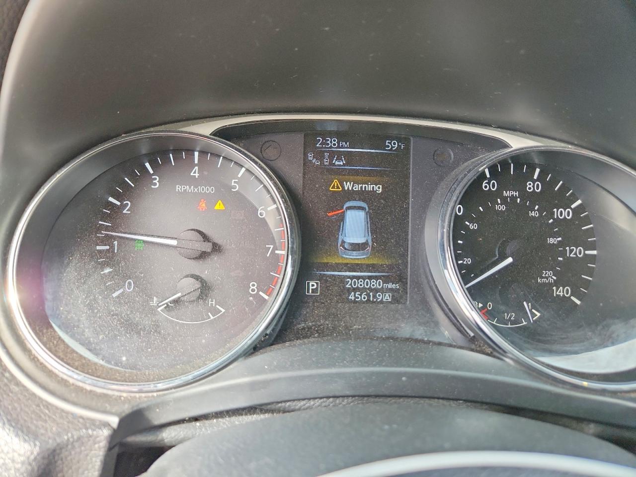 2014 NISSAN ROGUE