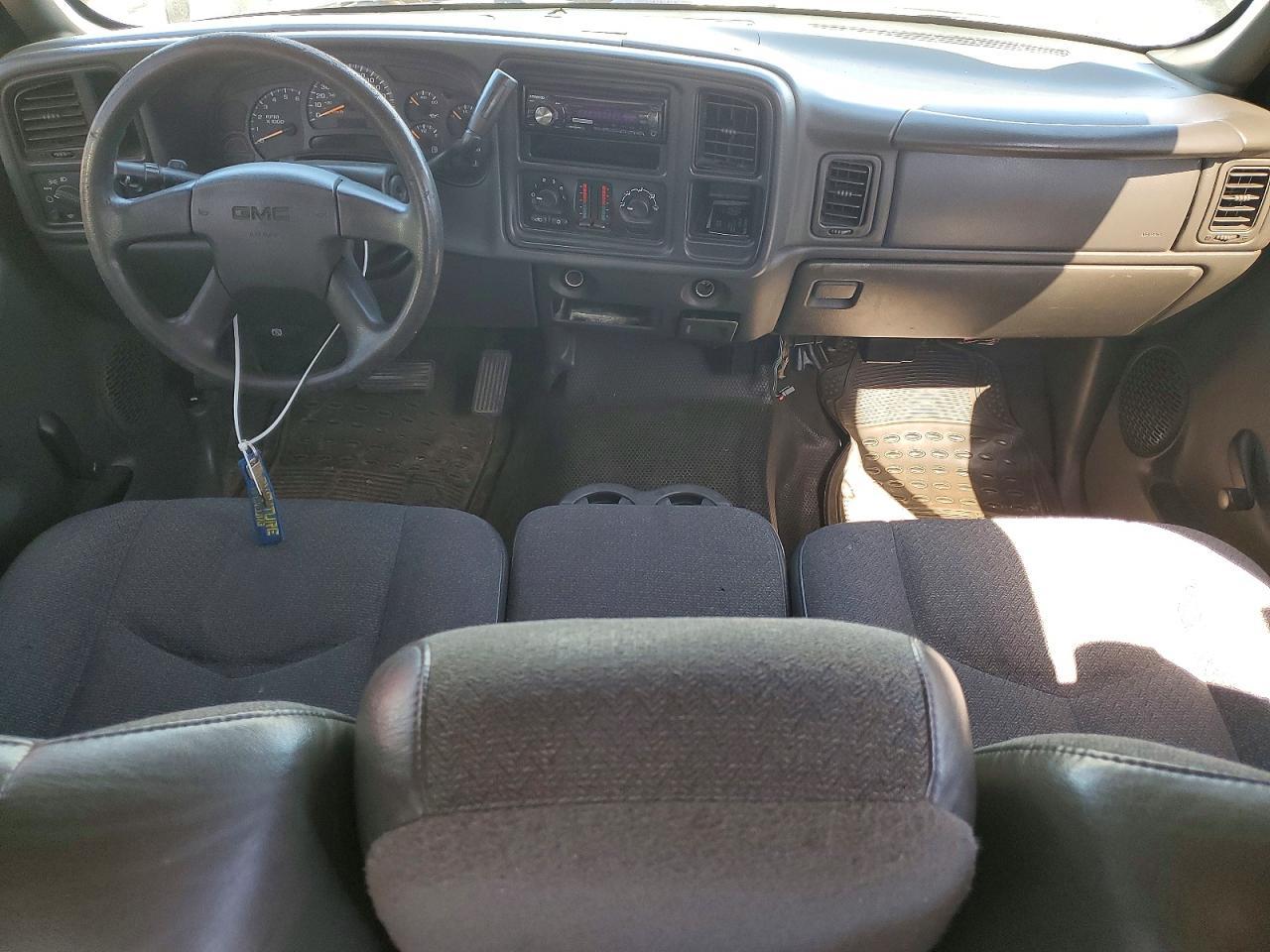 2005 GMC Sierra