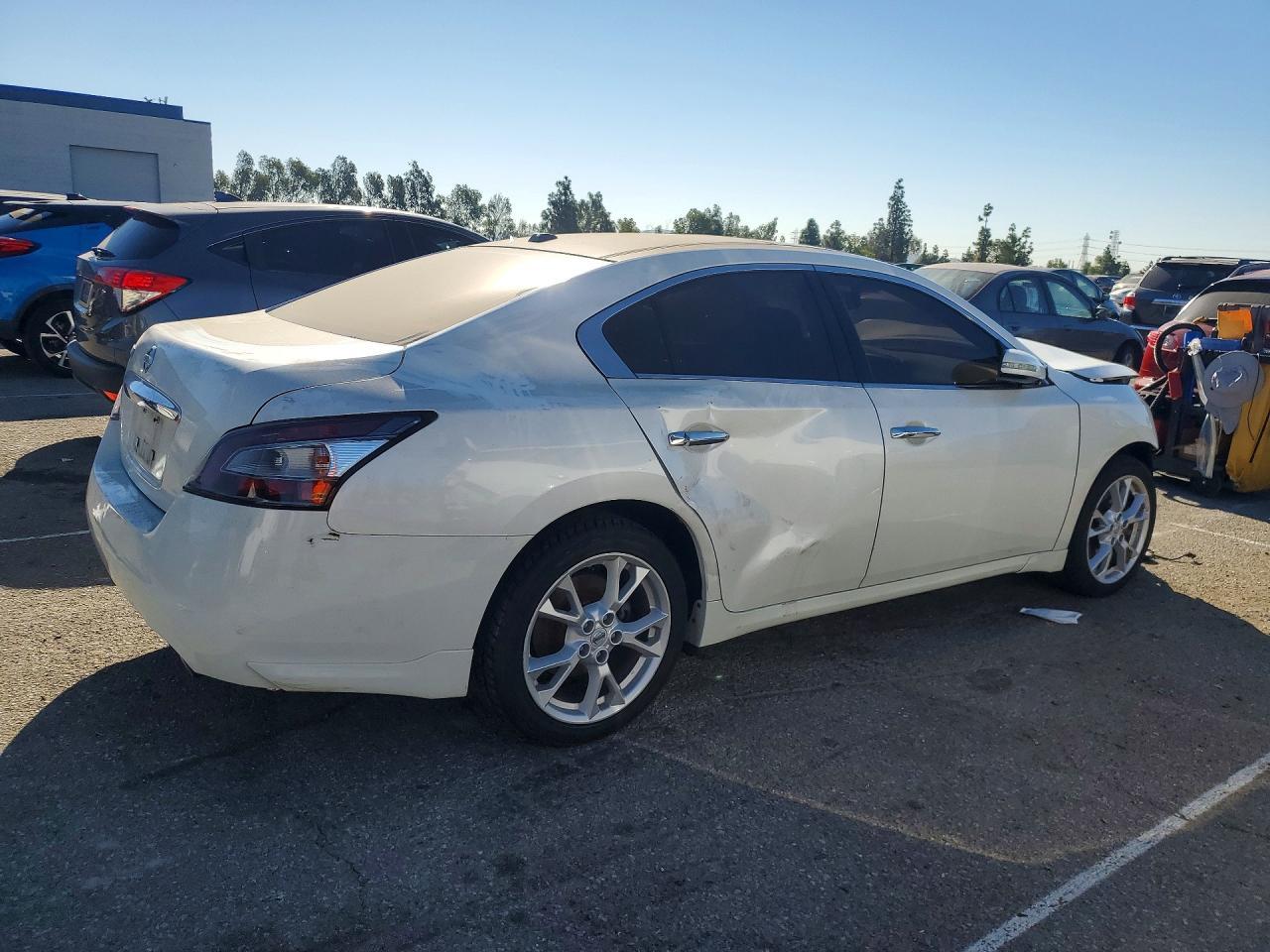 2013 NISSAN Maxima
