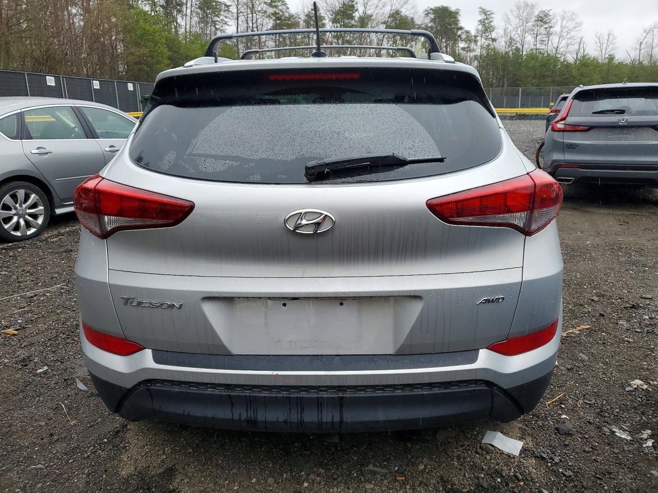 2016 HYUNDAI TUCSON