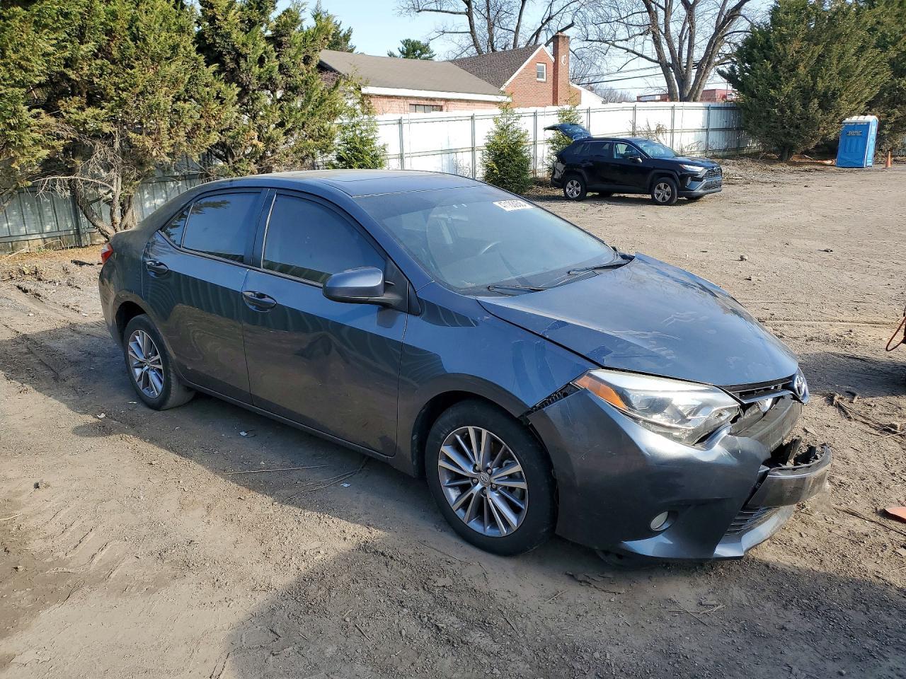 2015 TOYOTA COROLLA