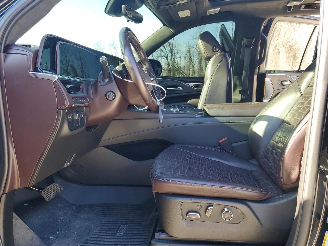 2023 CADILLAC ESCALADE