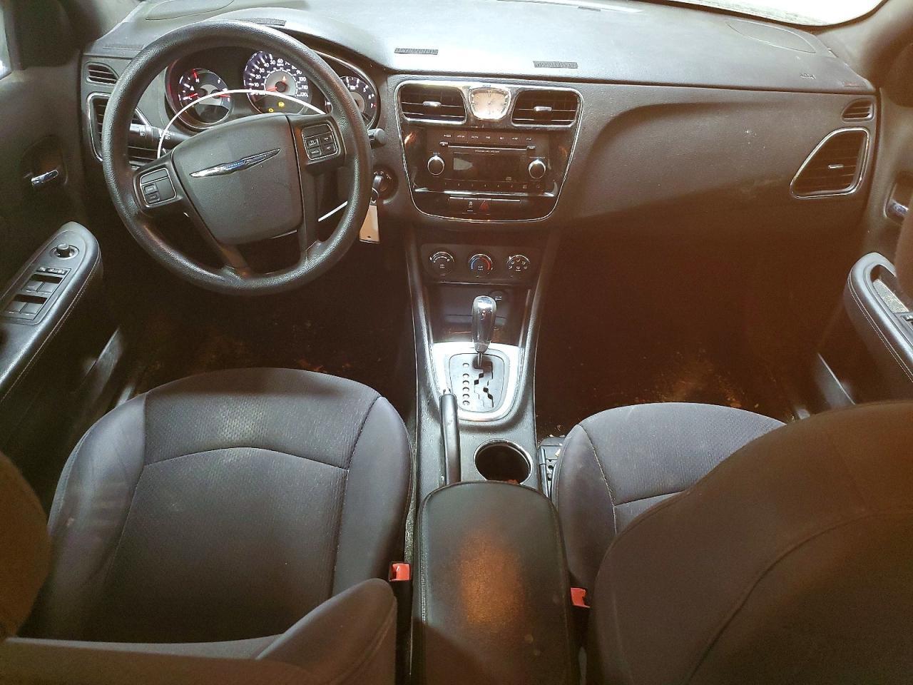 2013 CHRYSLER 200