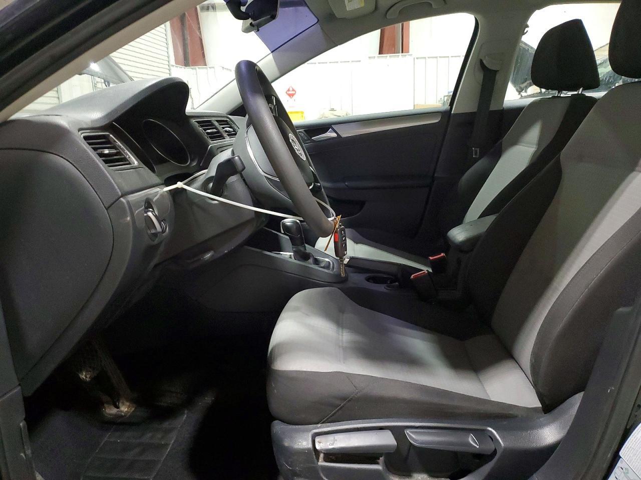 2017 VOLKSWAGEN JETTA