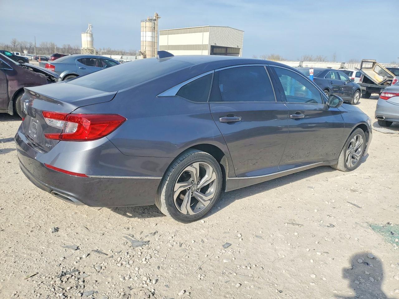 2018 HONDA ACCORD