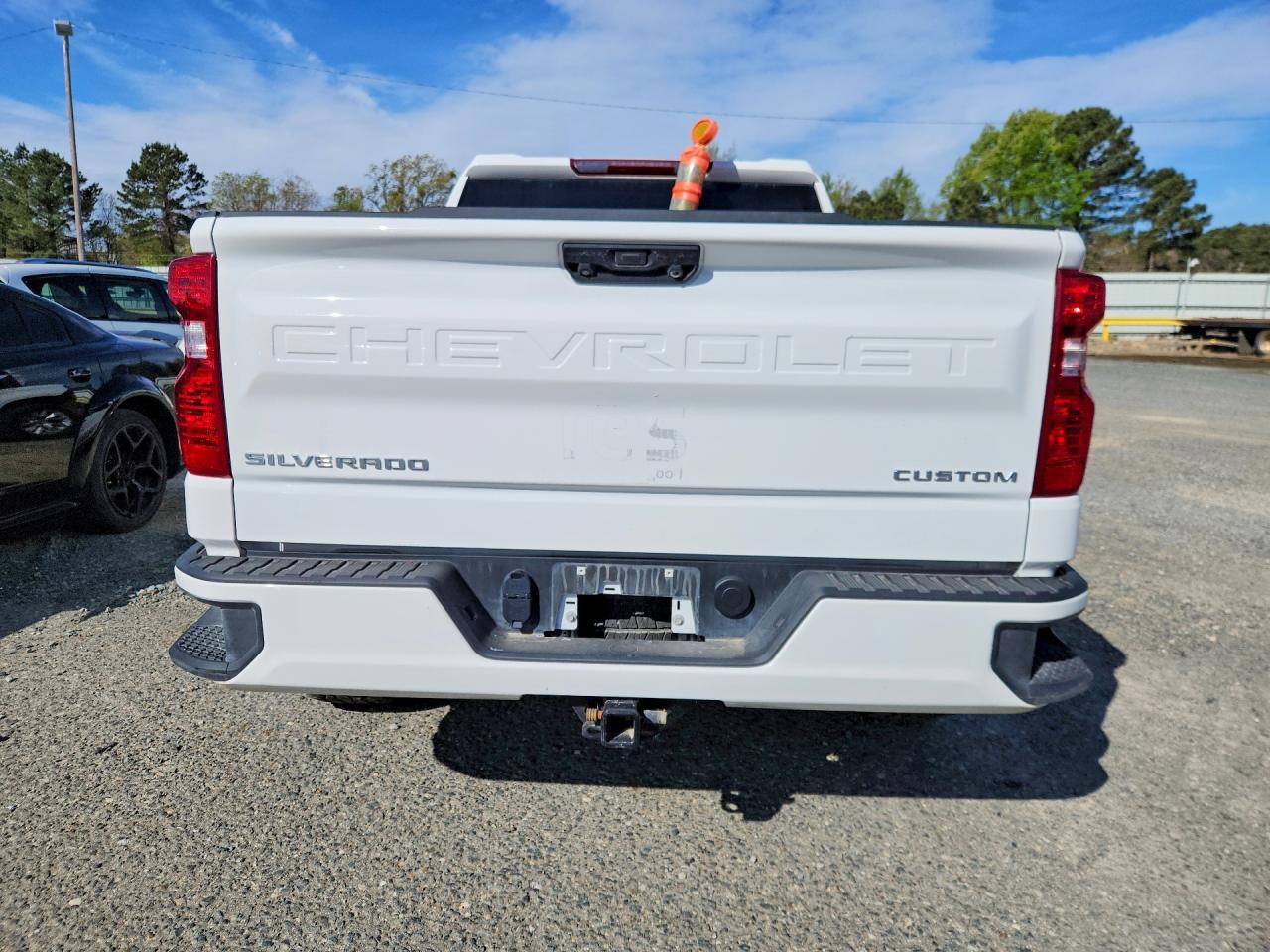 2024 CHEVROLET Silverado
