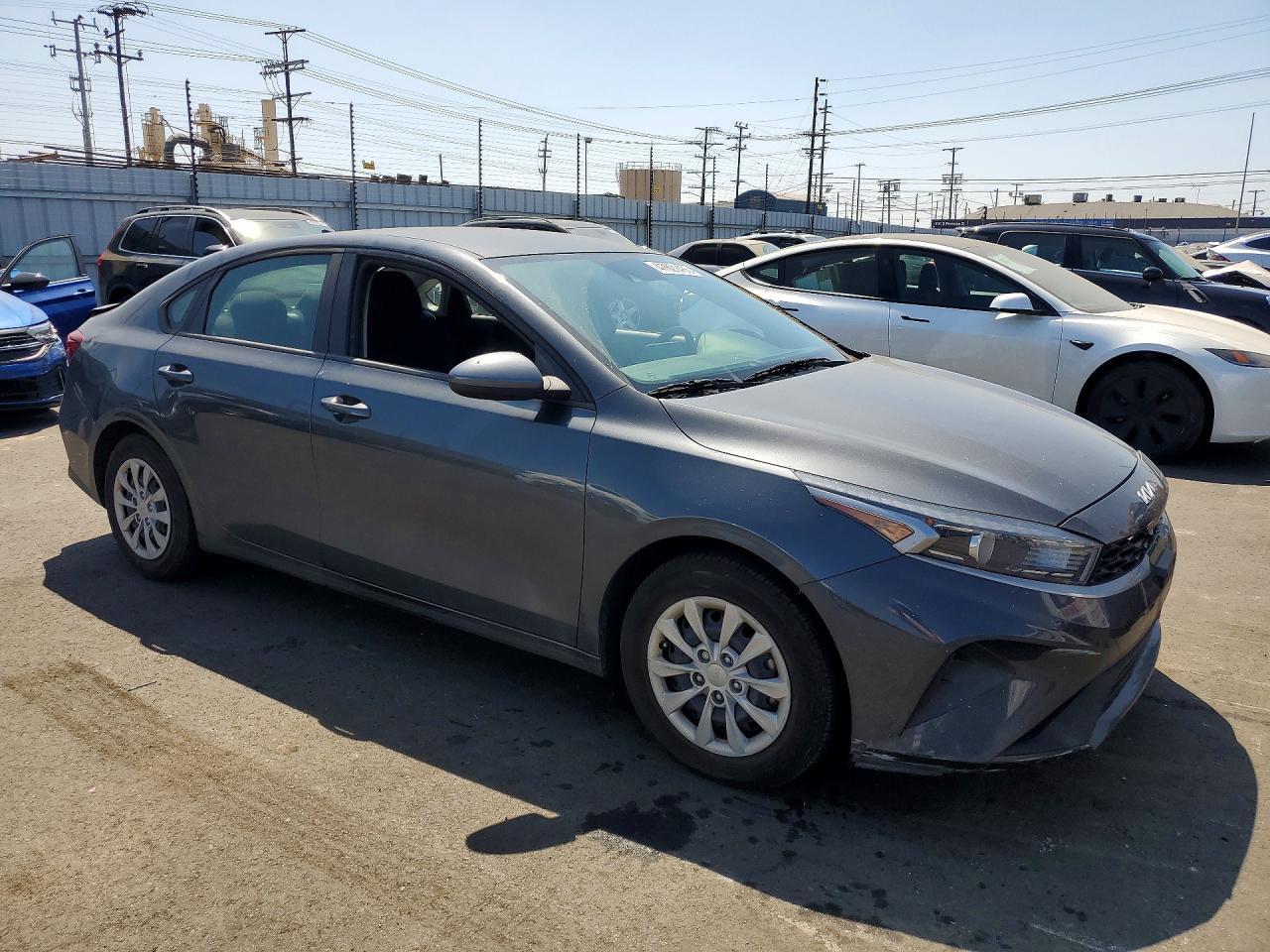 2023 KIA FORTE