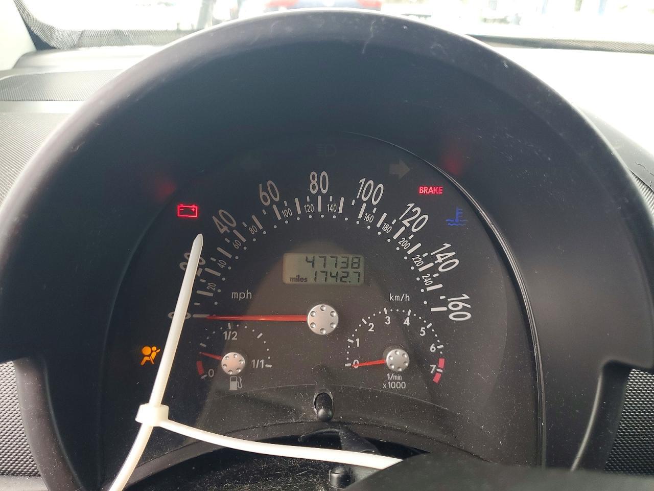 2004 VOLKSWAGEN Beetle