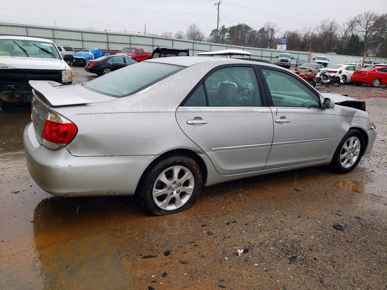 2005 TOYOTA CAMRY