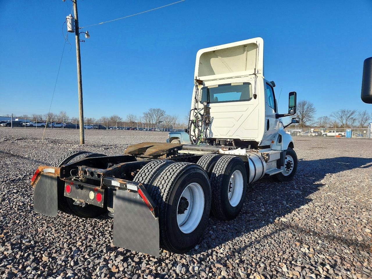 2019 INTERNATIONAL LT