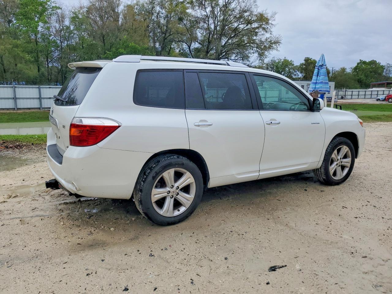 2009 TOYOTA HIGHLANDER