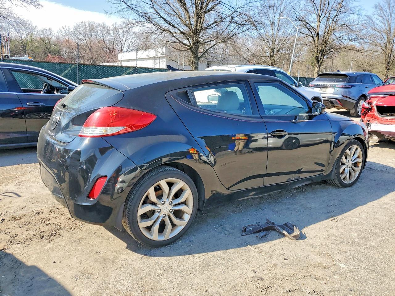 2013 HYUNDAI VELOSTER