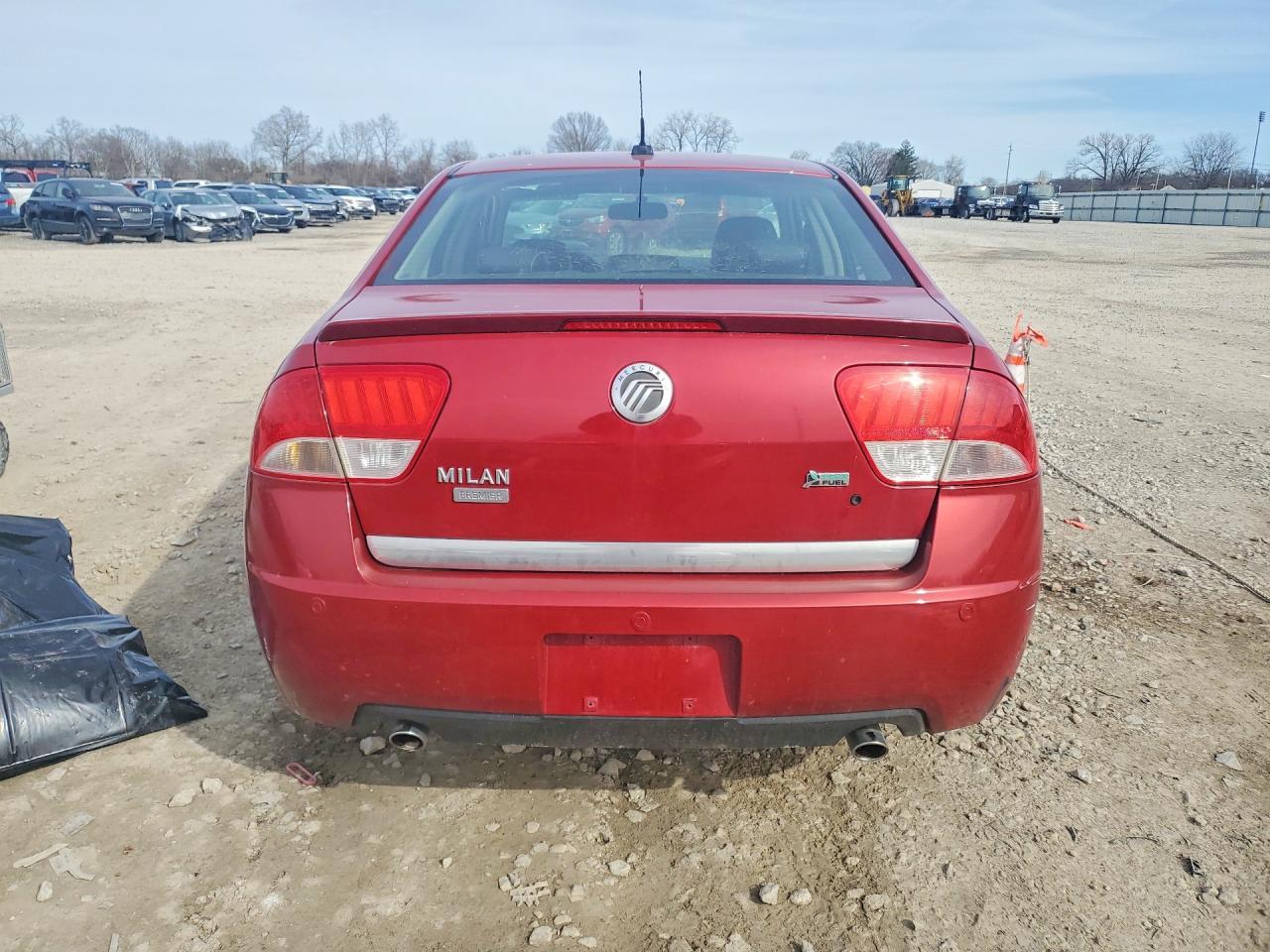 2010 MERCURY Milan