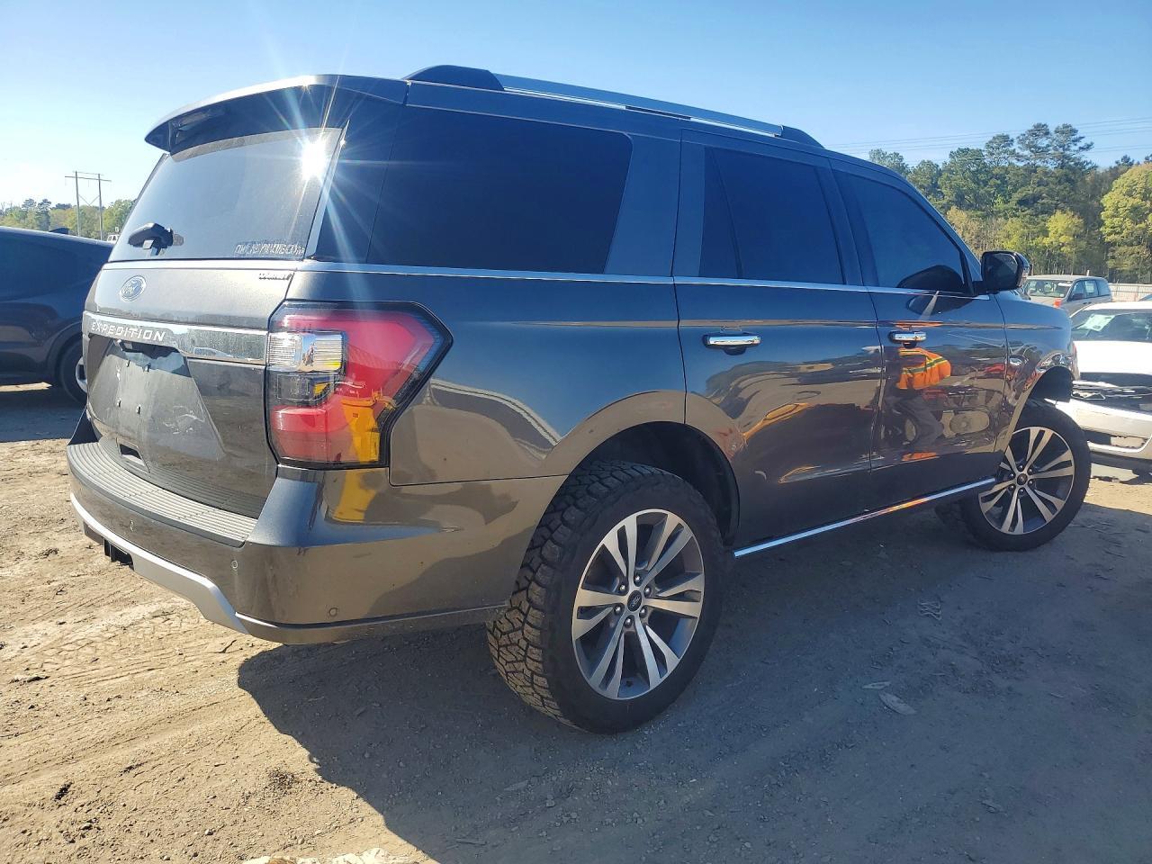2021 FORD Expedition