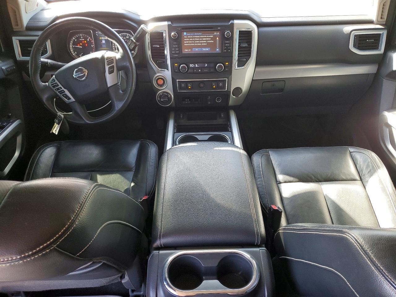 2016 NISSAN Titan