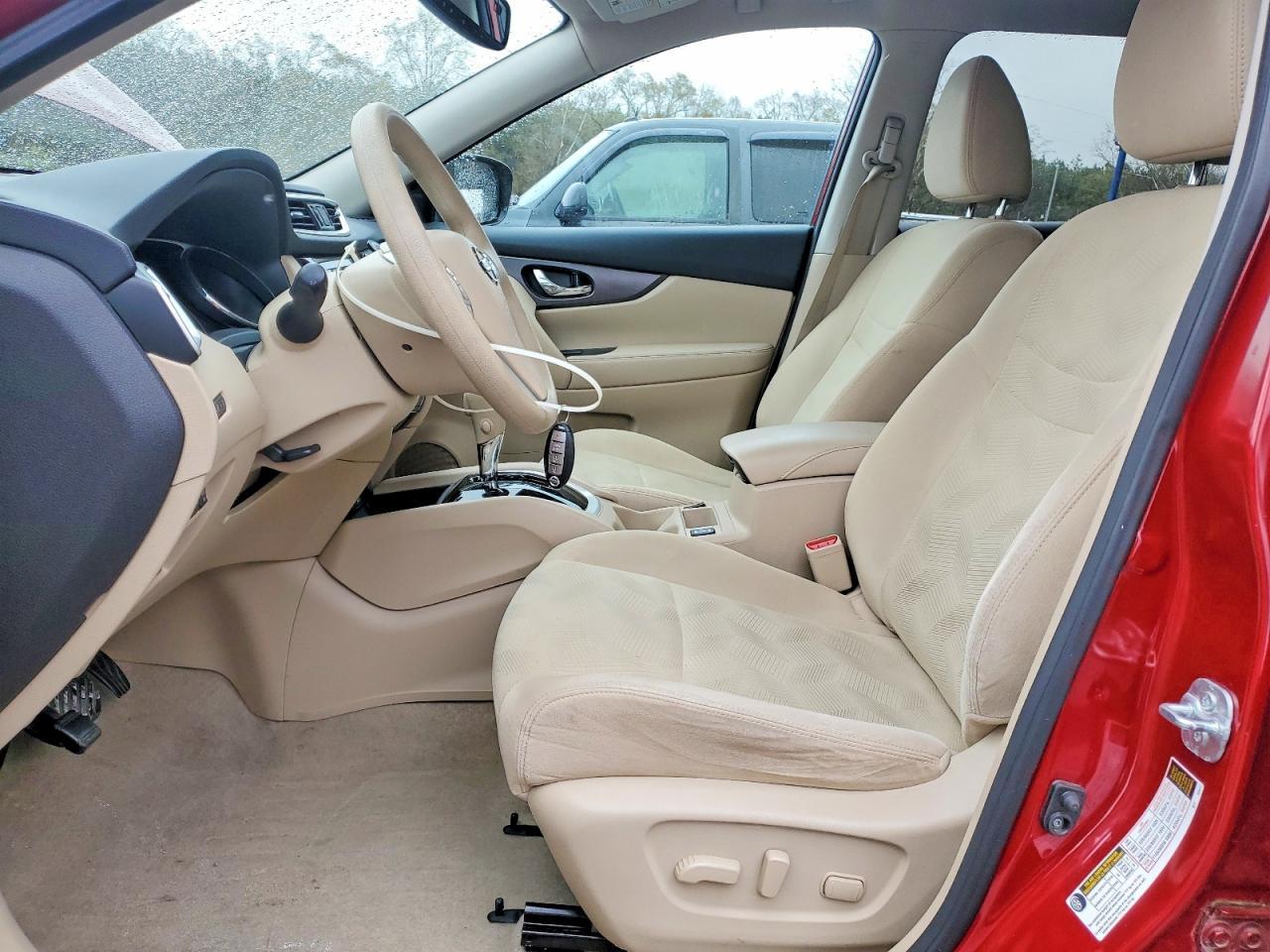 2015 NISSAN ROGUE