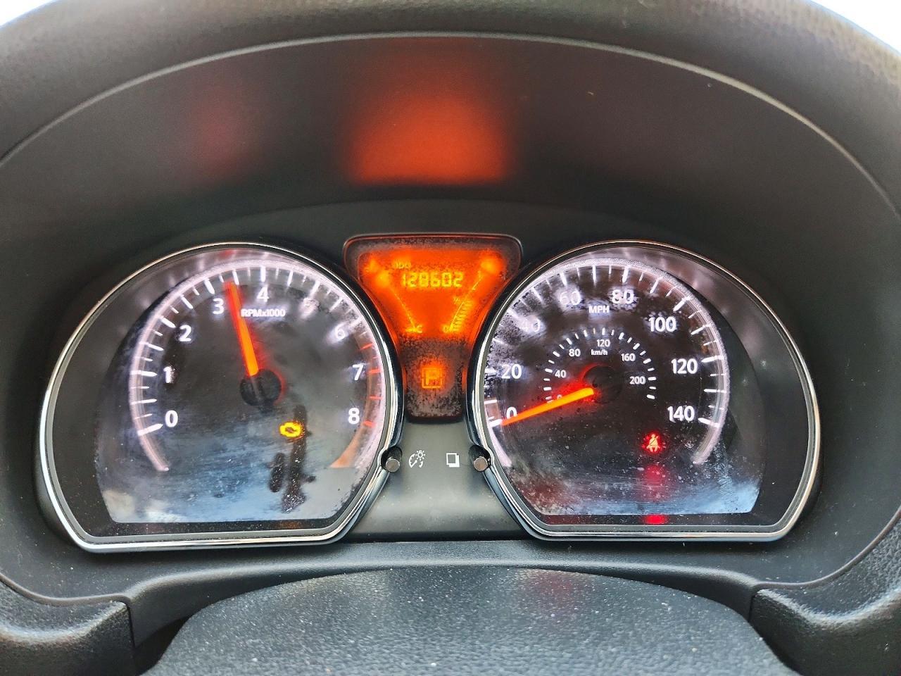 2013 NISSAN VERSA