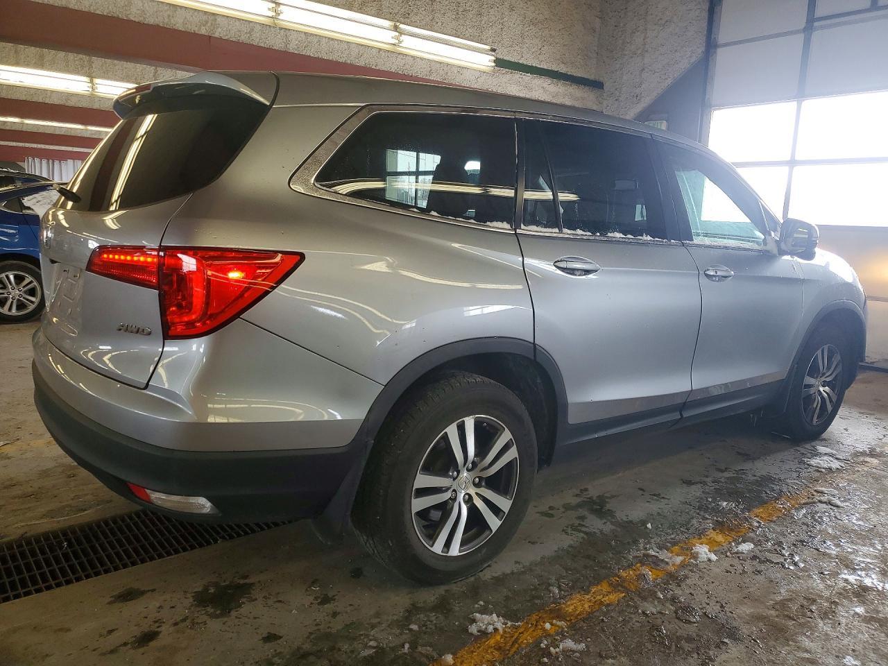 2017 HONDA PILOT