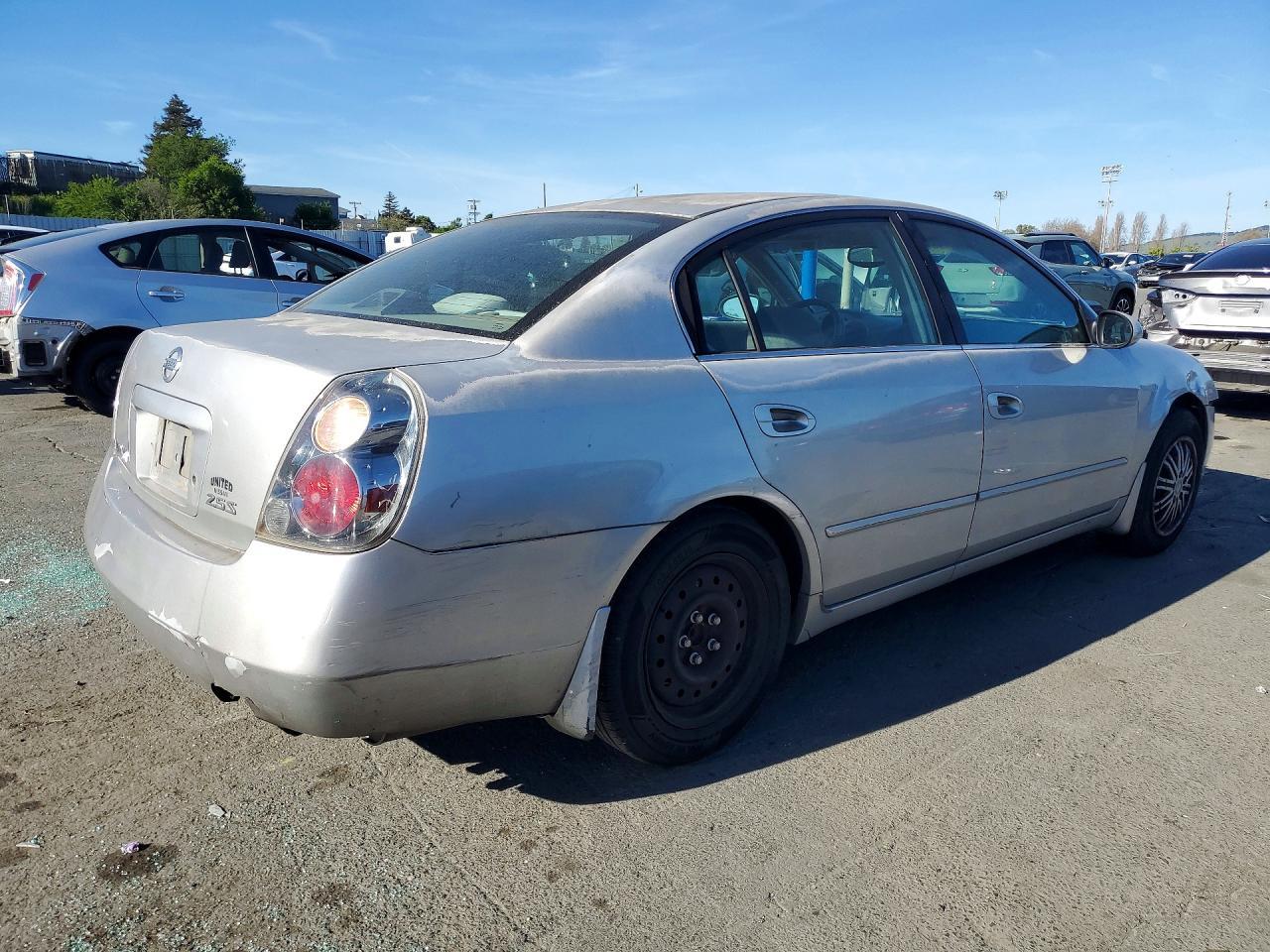 2004 NISSAN ALTIMA