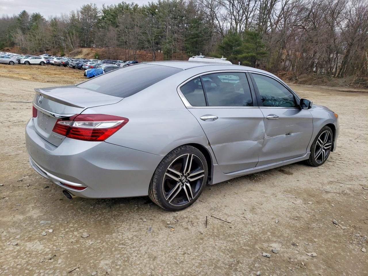 2016 HONDA ACCORD