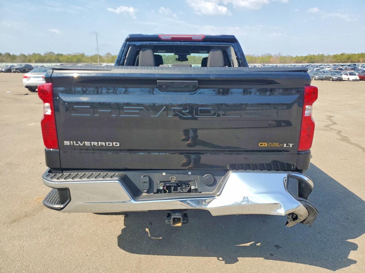 2025 CHEVROLET Silverado