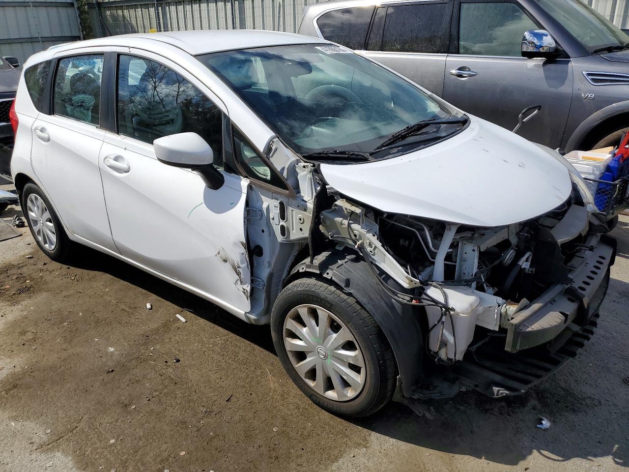 2016 NISSAN Versa Note