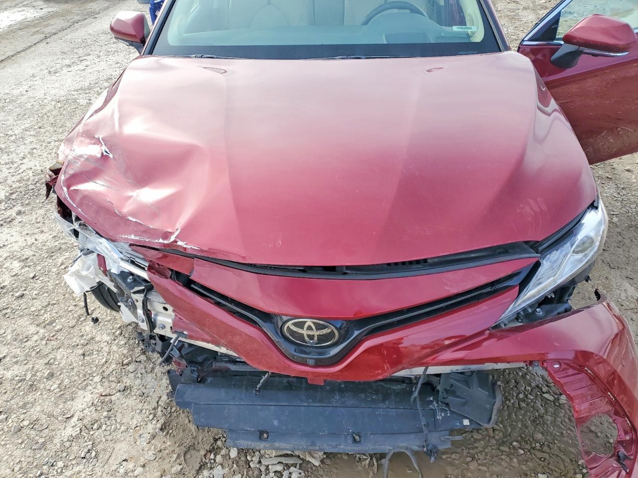 2018 TOYOTA CAMRY