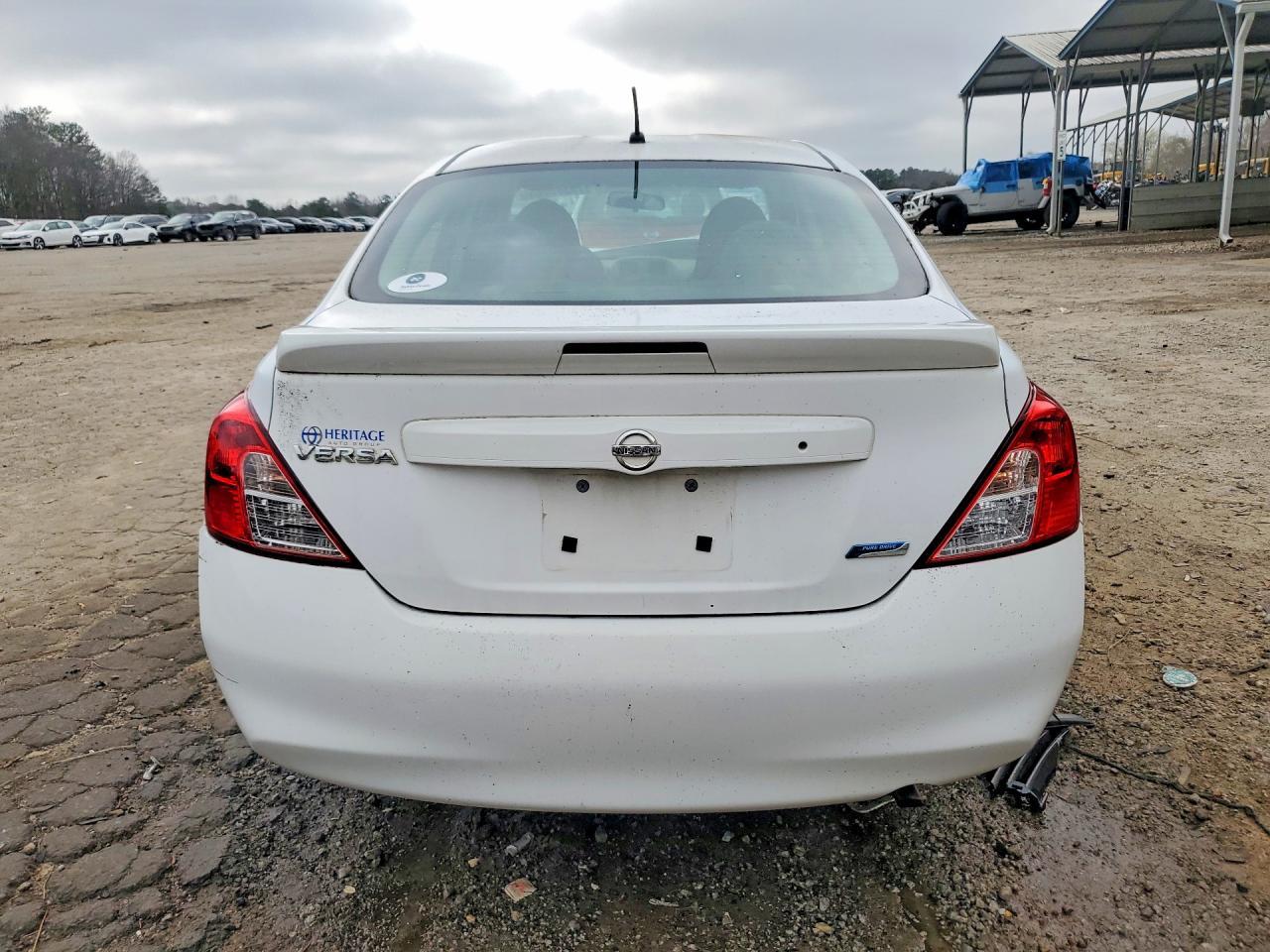 2014 NISSAN VERSA