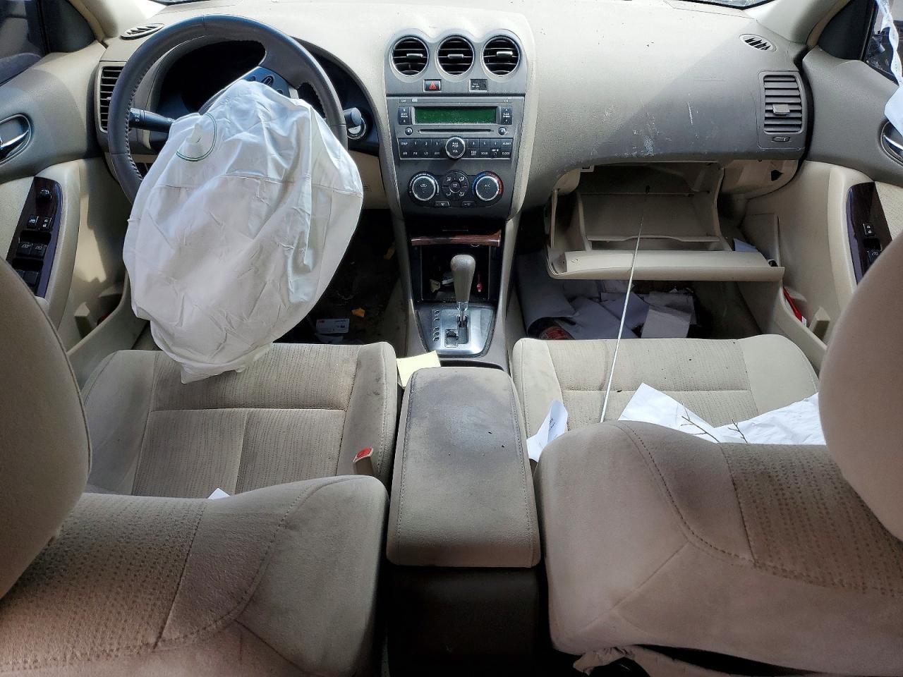 2010 NISSAN ALTIMA