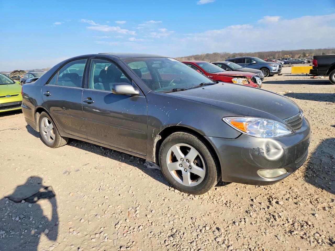 2004 TOYOTA CAMRY