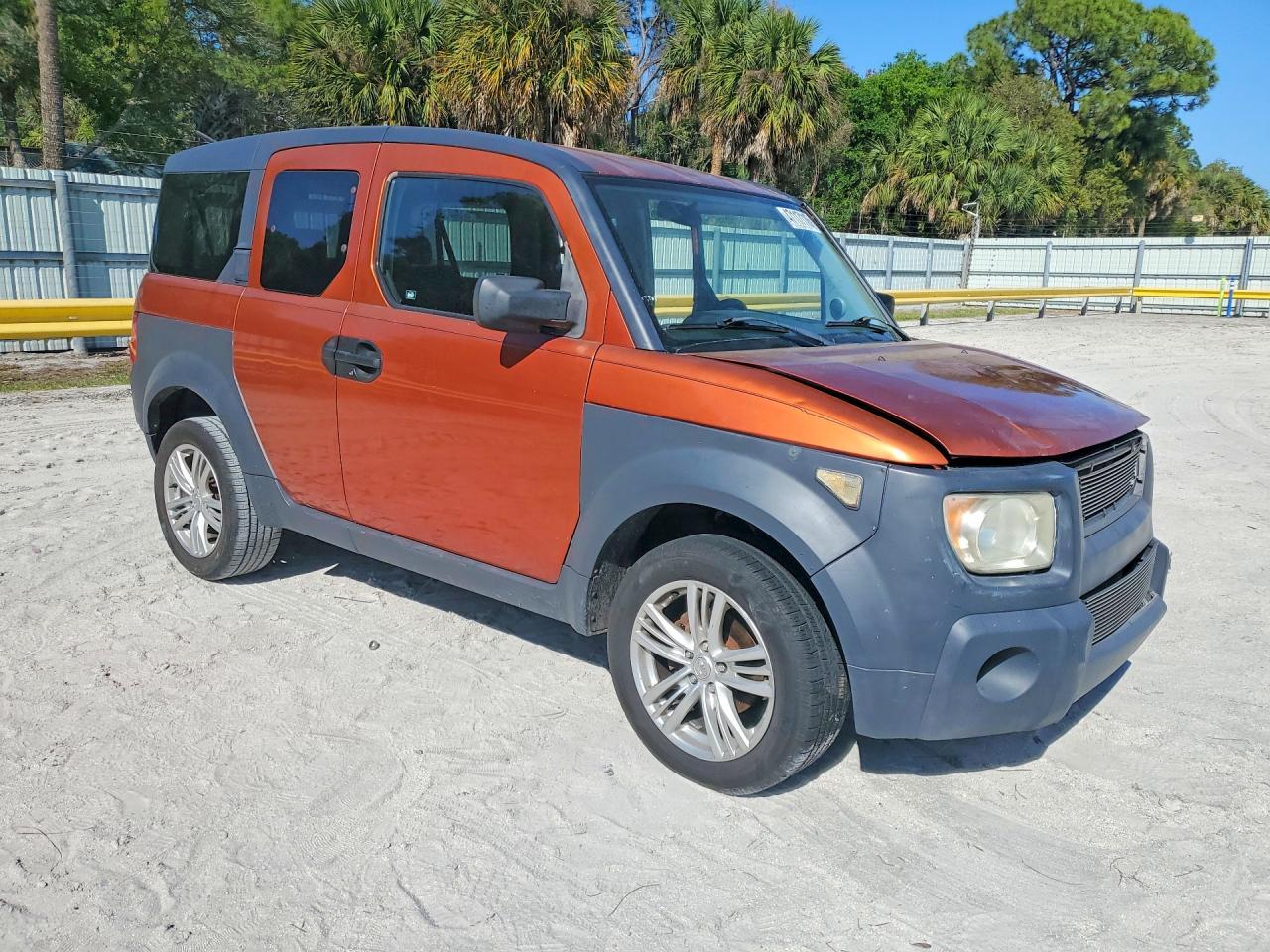 2004 HONDA Element