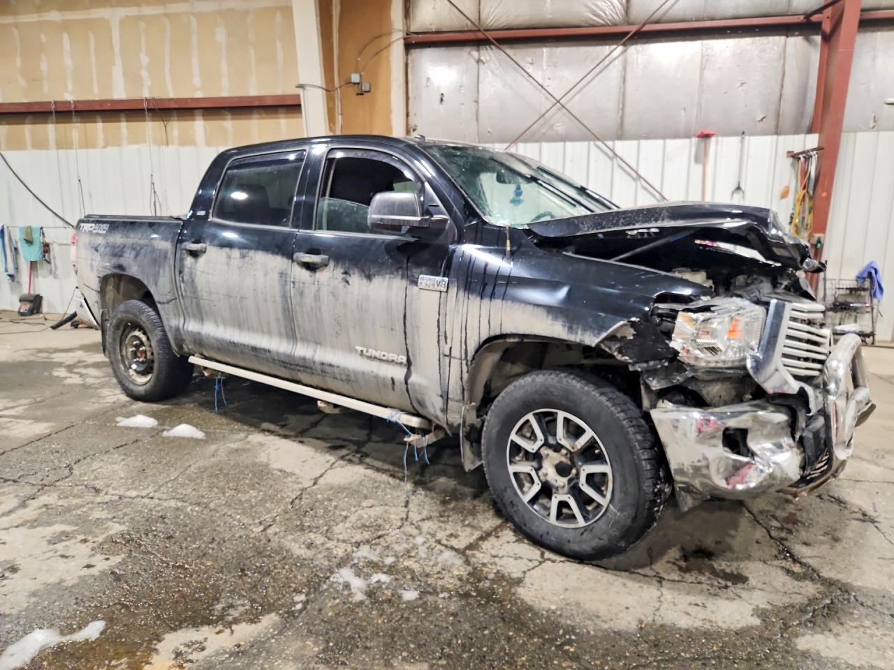 2016 TOYOTA TUNDRA