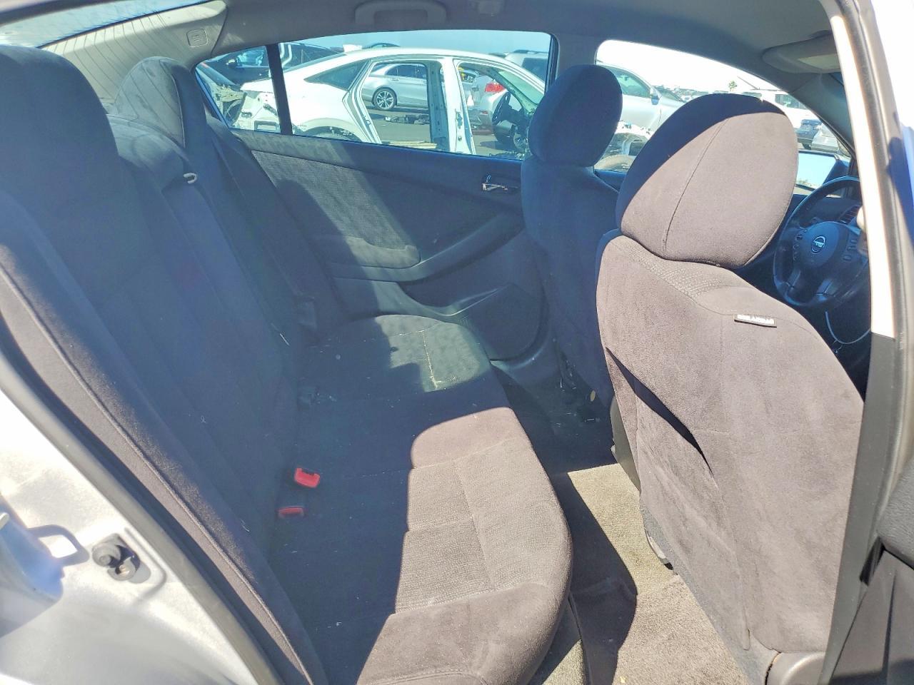 2012 NISSAN ALTIMA
