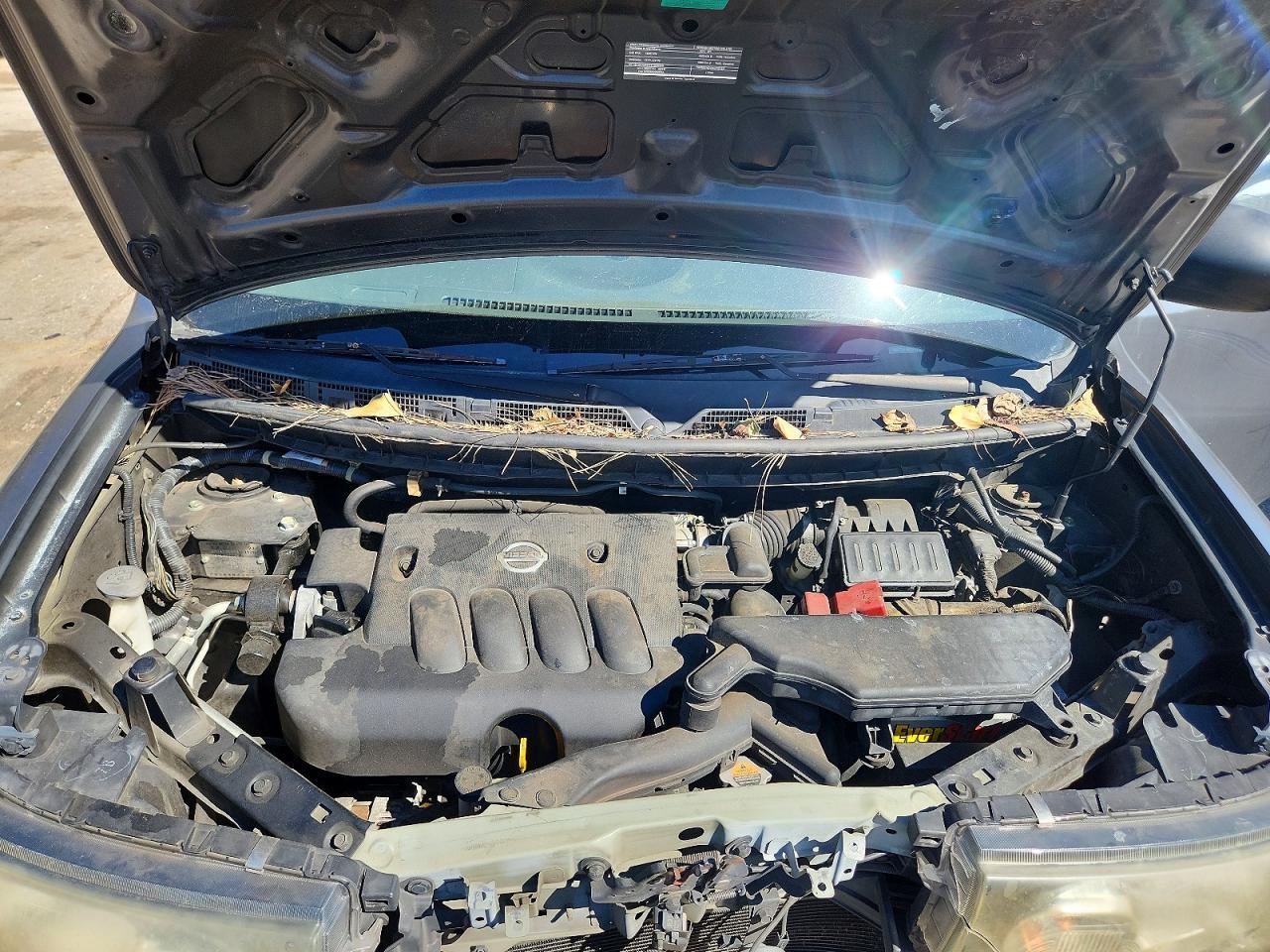 2011 NISSAN CUBE