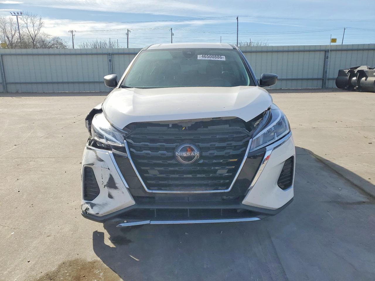 2022 NISSAN KICKS