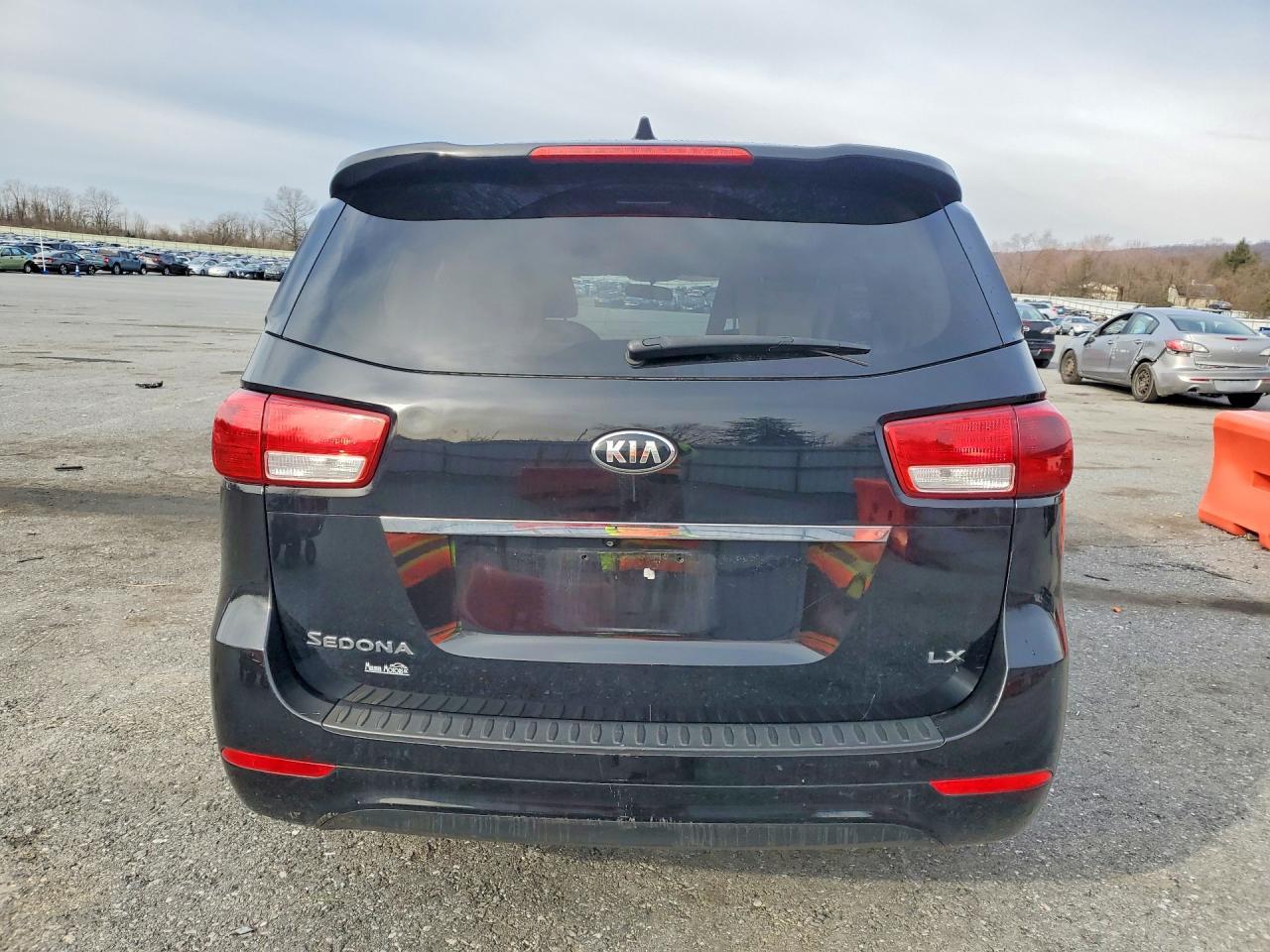 2015 KIA SEDONA