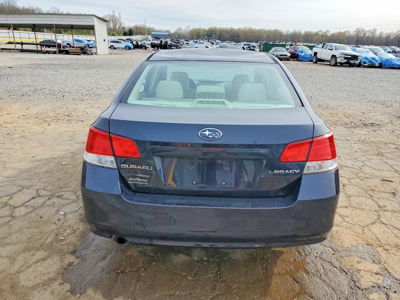 2012 SUBARU Legacy