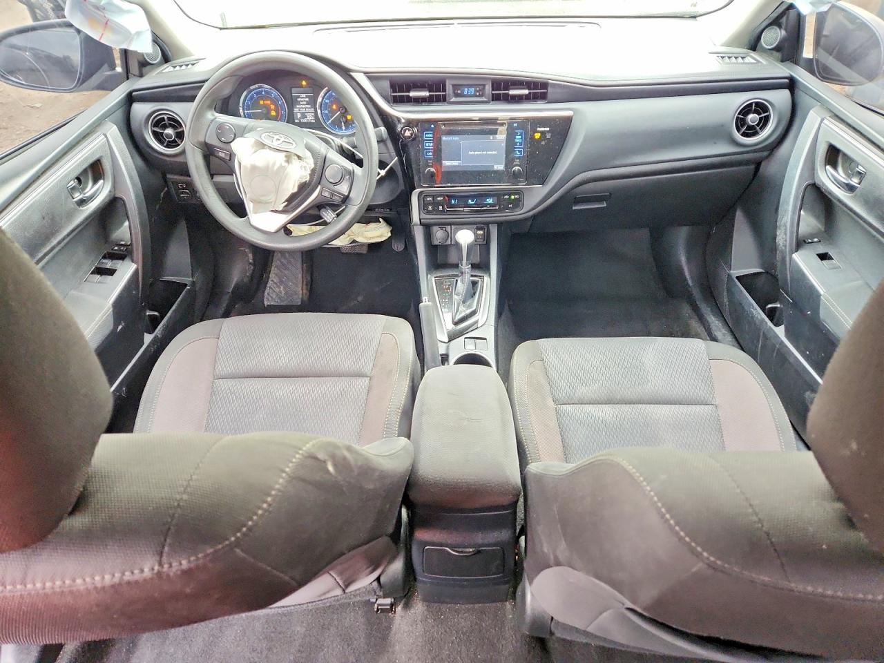 2017 TOYOTA COROLLA
